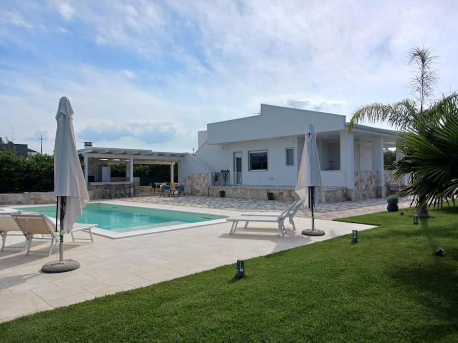 Malia Holiday Villa Conversano Esterno foto