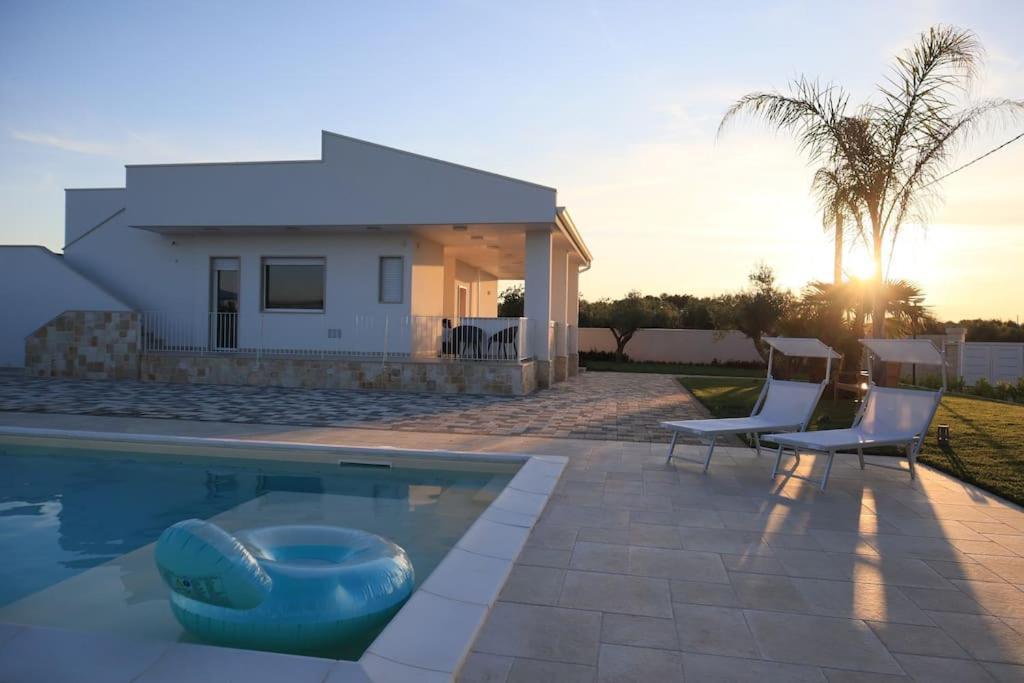 Malia Holiday Villa Conversano Esterno foto
